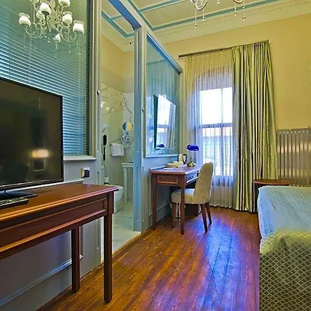 Hotel No2 By Suekrue 2*