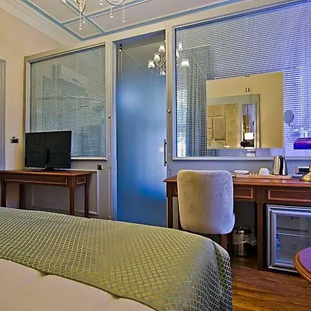 Hotel No2 By Suekrue